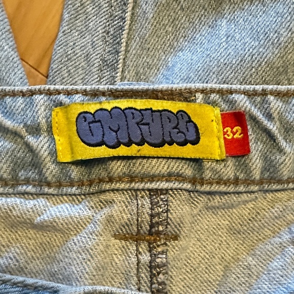Empyre ultra loose fit light wash denim skate jeans. - Picture 5 of 6
